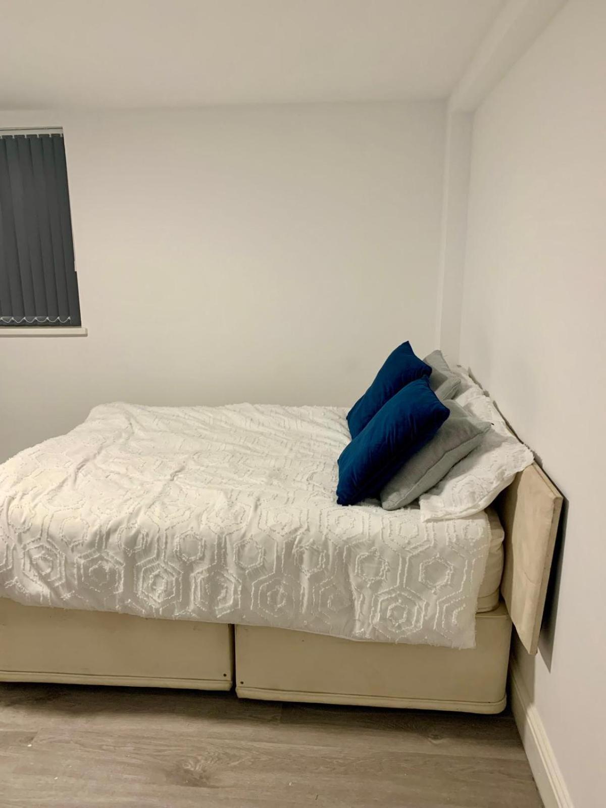 M4M Rooms- Ng8 5Np Room 1 Nottingham Bagian luar foto